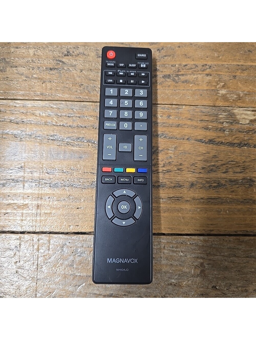 📺 Magnavox TV Remote Control – Model NH404UD  🔌